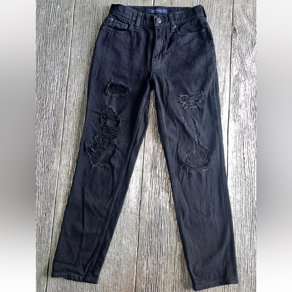 Aeropostale Jeans Women’s Mom Jean High Rise Distressed Size 00 waist is 26” - Picture 5 of 5
